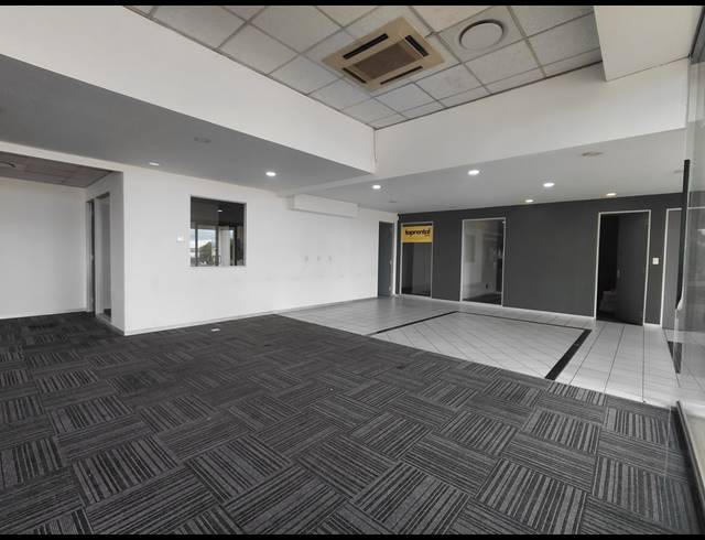 576M² RETAIL TO LET IN BRYANSTON